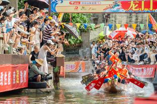 德天空：曼联等队几周前还对特尔感兴趣，但他一直想成拜仁传奇